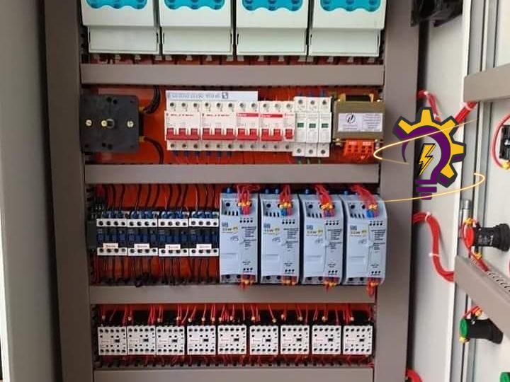 Foto 1 de Pereira Master Eletricista - eletricista industrial - predial - manutenção e reparos elétricos