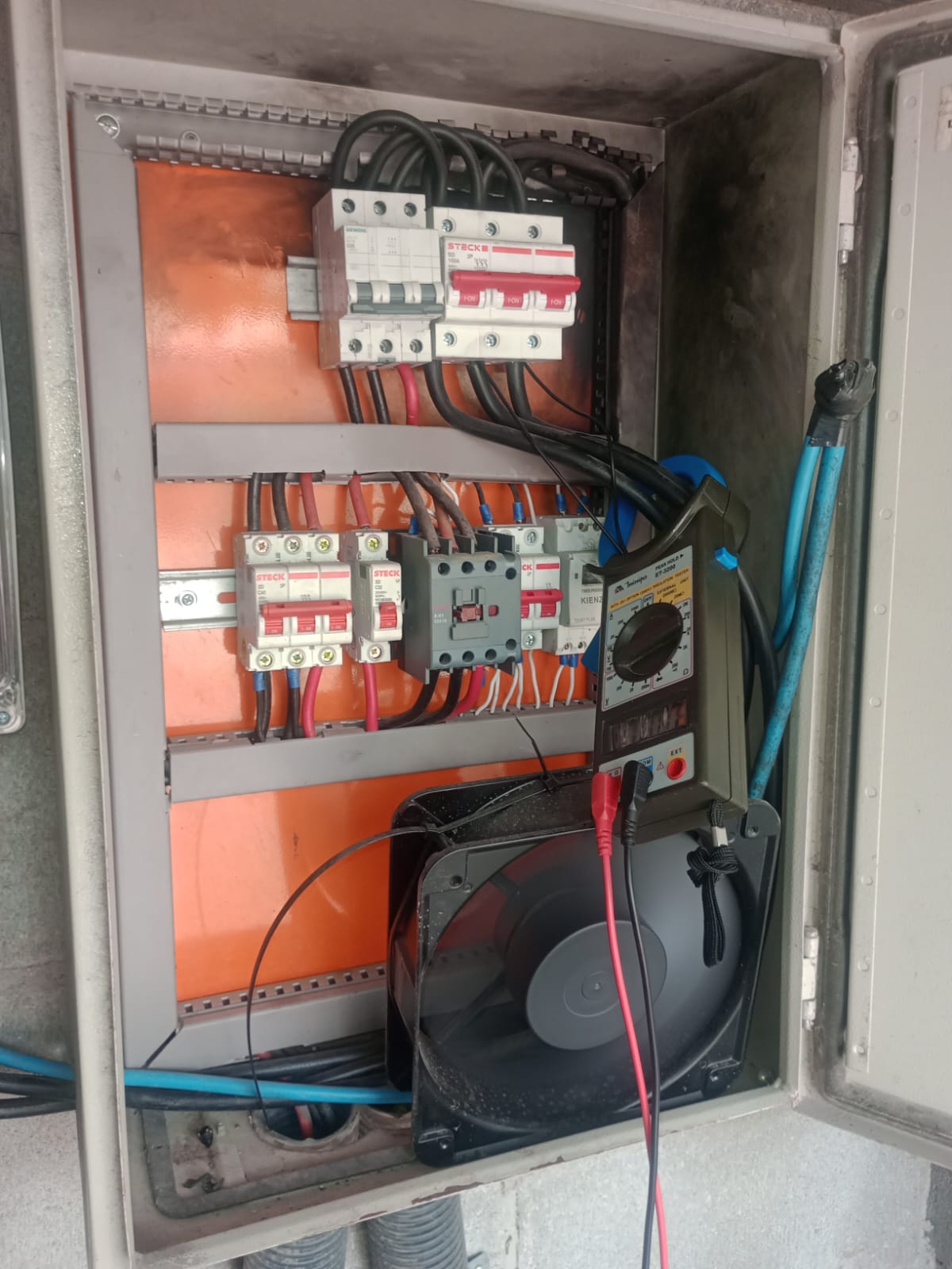 Foto 5 de Eletricista em Jundiaí - Pedro Girão